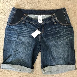 Liz Lange for Target maternity Bermuda shorts